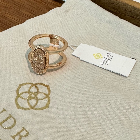 NEW Kendra Scott Elyse Rose Gold Ring in Rose Gold Drusy - Picture 3 of 9